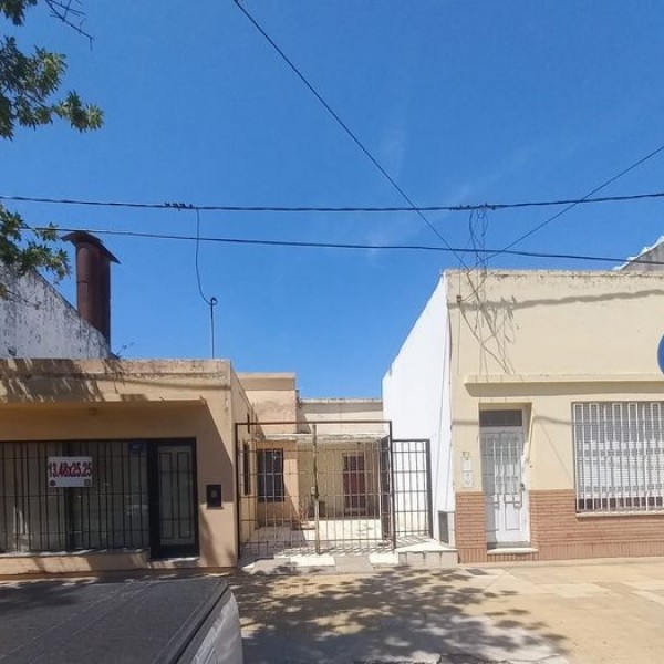 Casa Rivadavia 784